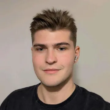 A portrait of Yorick Schilling